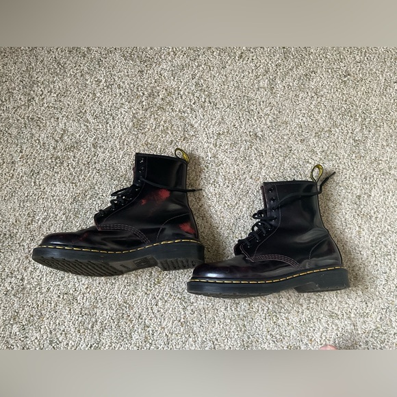 Dr. Martens 1460 Lace Up Boot Size 8 - Picture 4 of 7